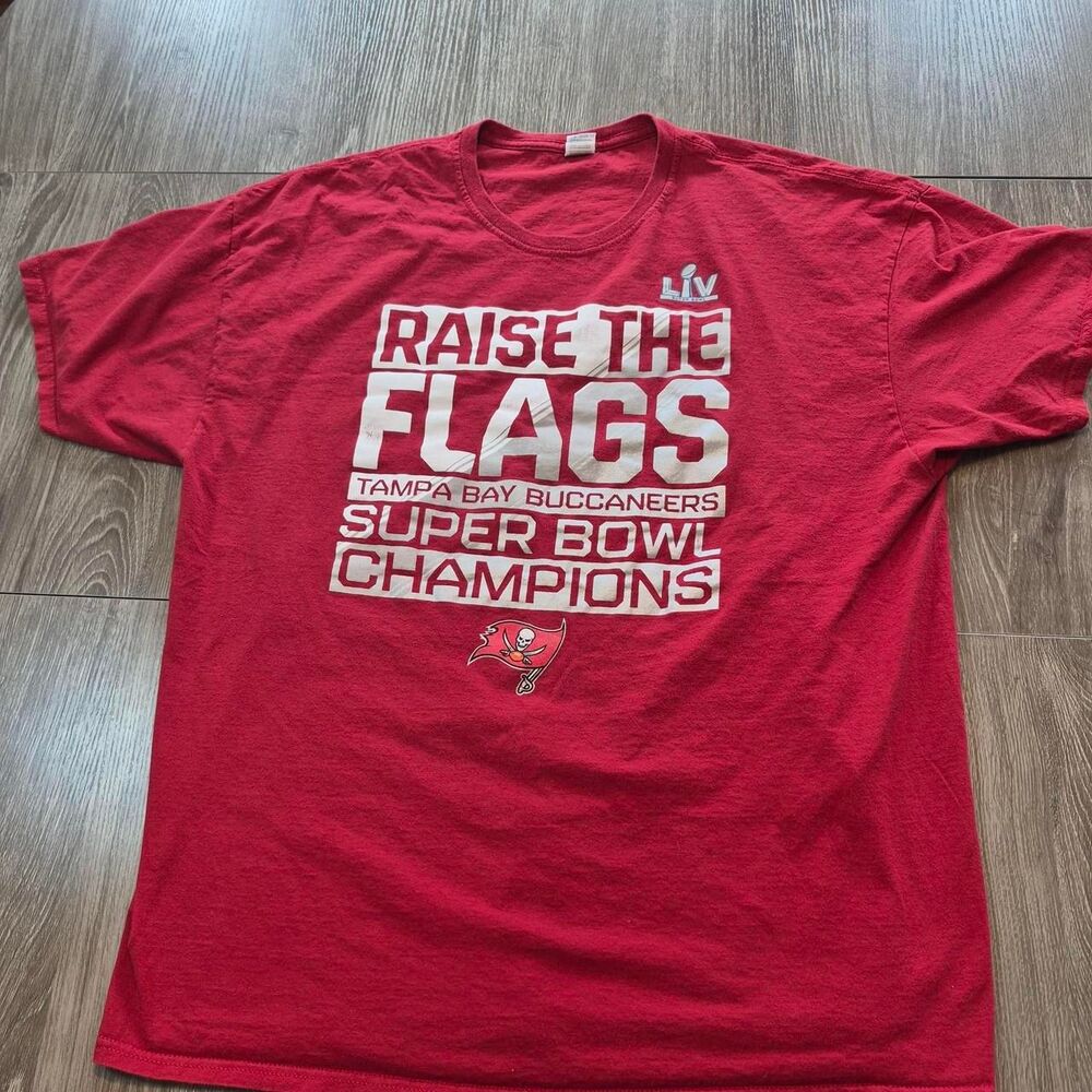 Fruit-of-the-loom Men's Red T-shirt